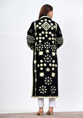 Midnight Bloom – Embroidered Velvet Longline Jacket