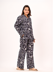 GRAPHIC FLOW PAJAMA SET