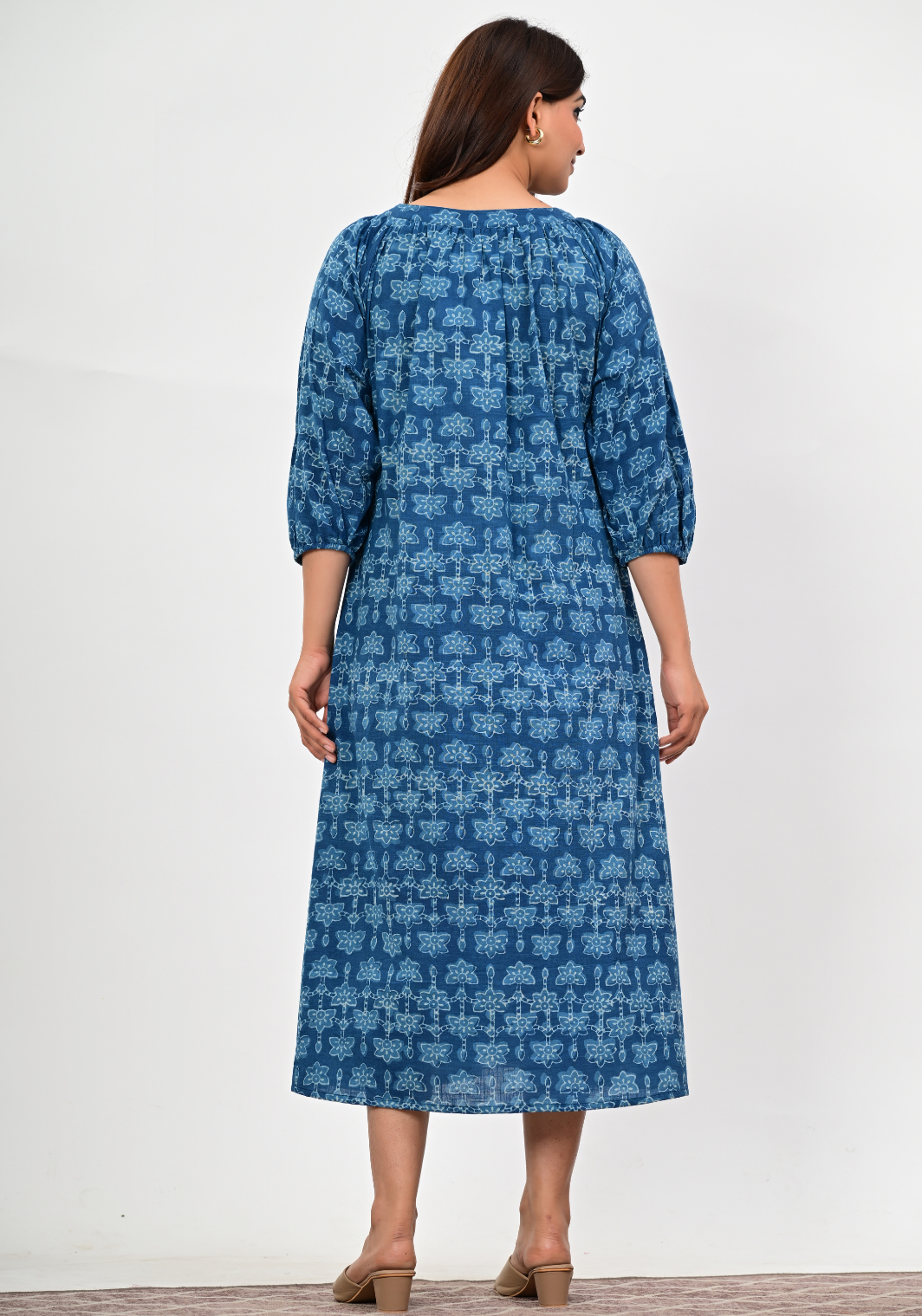 Indigo Bloom – Floral Cotton Slub Midi Dress