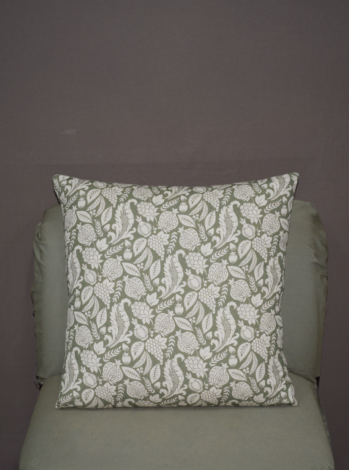 GREEN GRACE CUSHION COVERN WITH FILLER