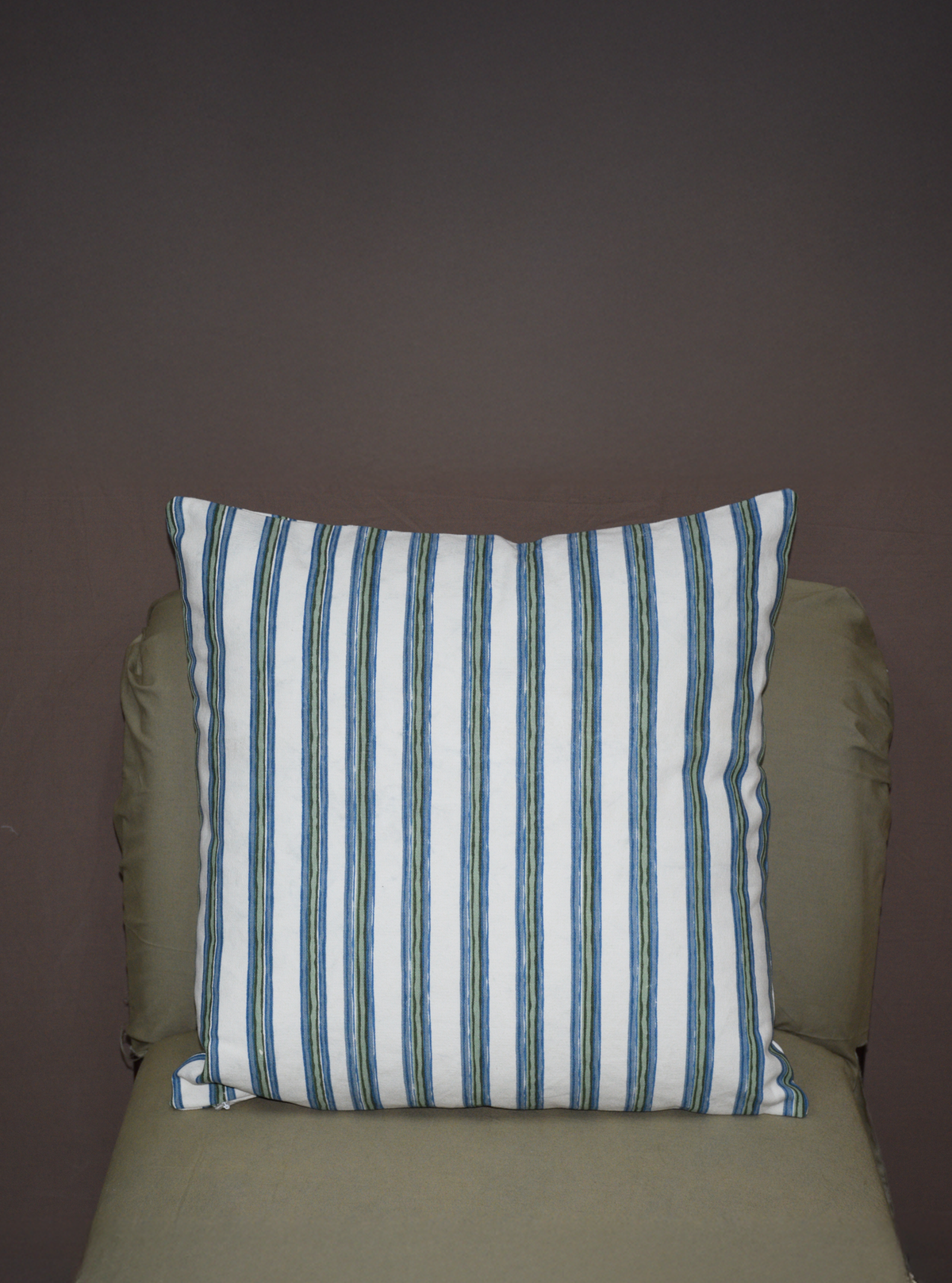 OCEAN STRIPES CUSHION COVER WITH FILLER