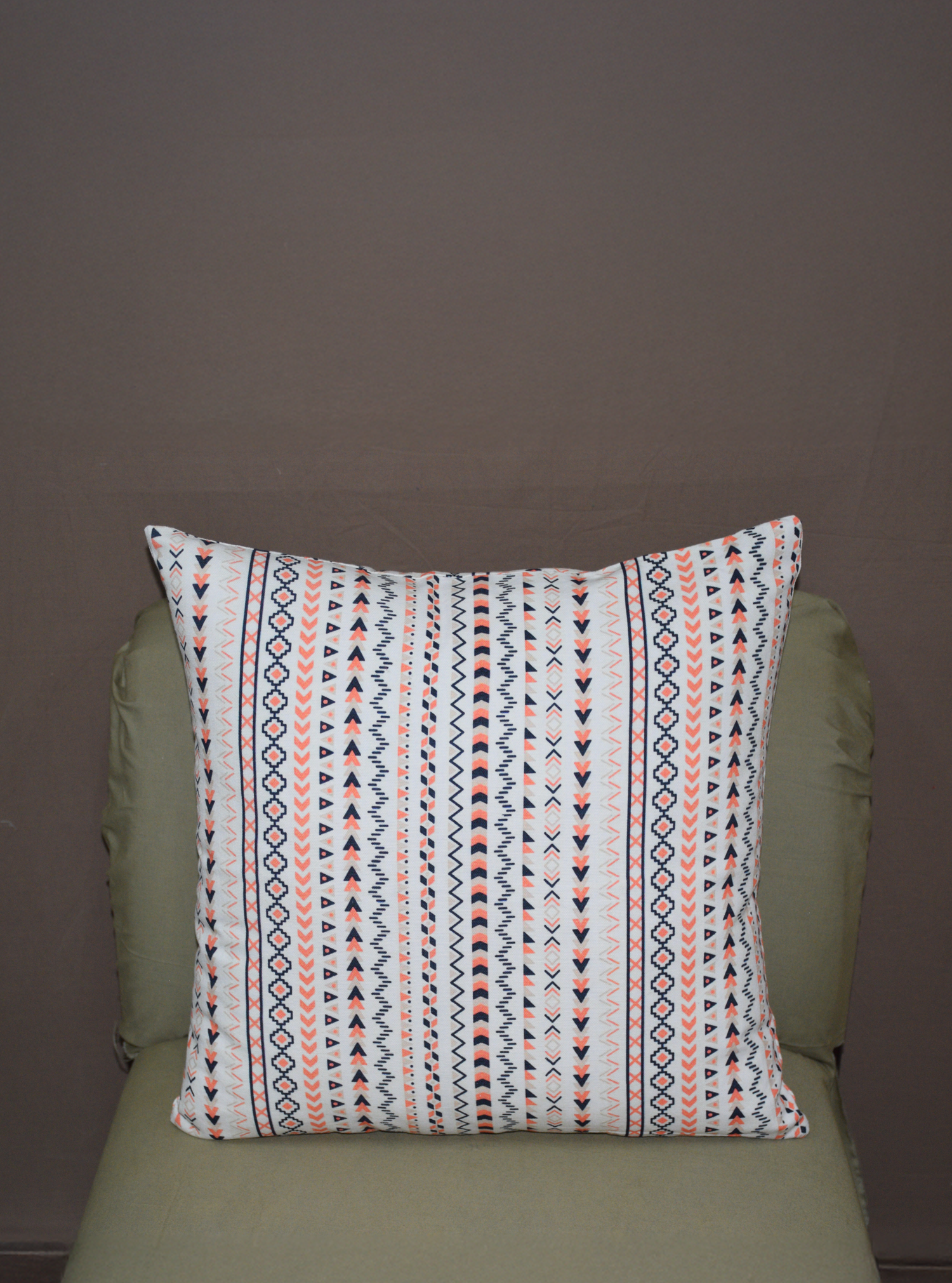 BOHO ARROWS CUSHION COVER WITH FILLER