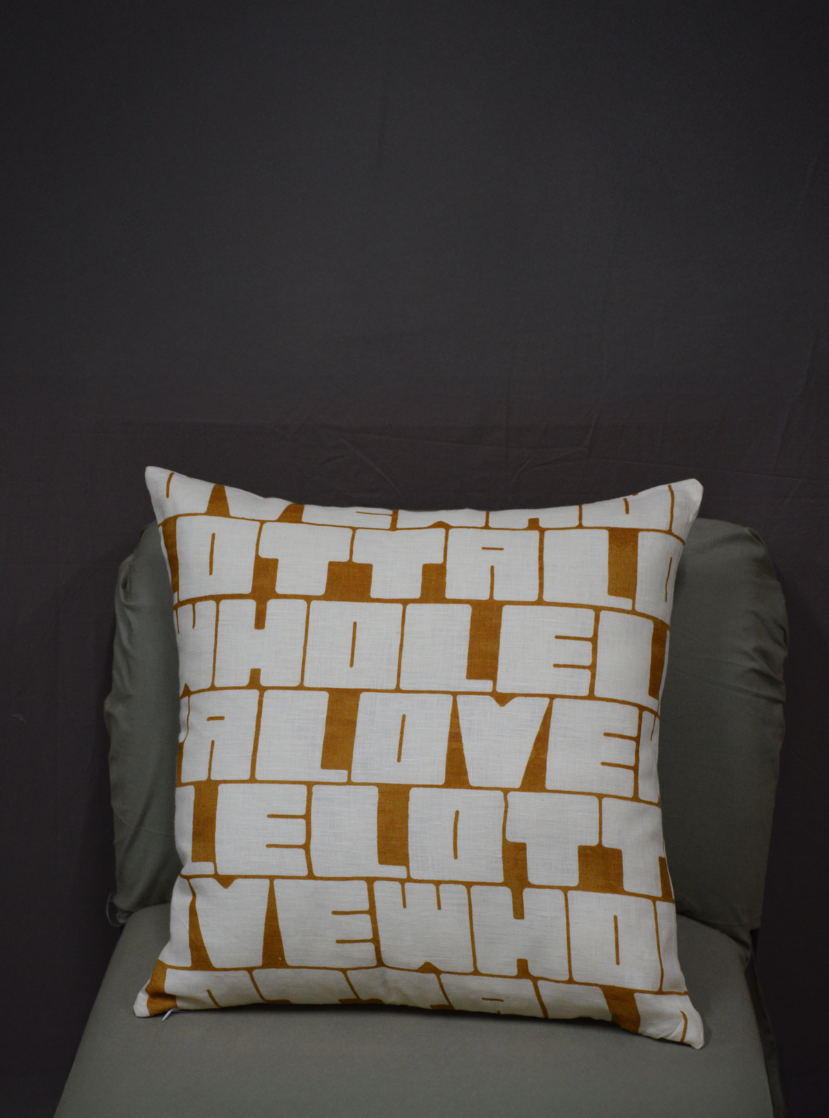 BOLD BLOCK CUSHION COVER WITH FILLER