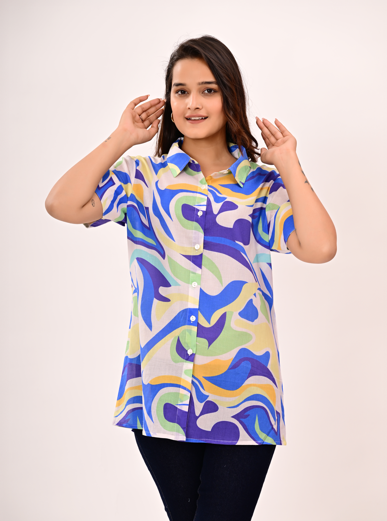 WAVE PRINT BUTTON-UP