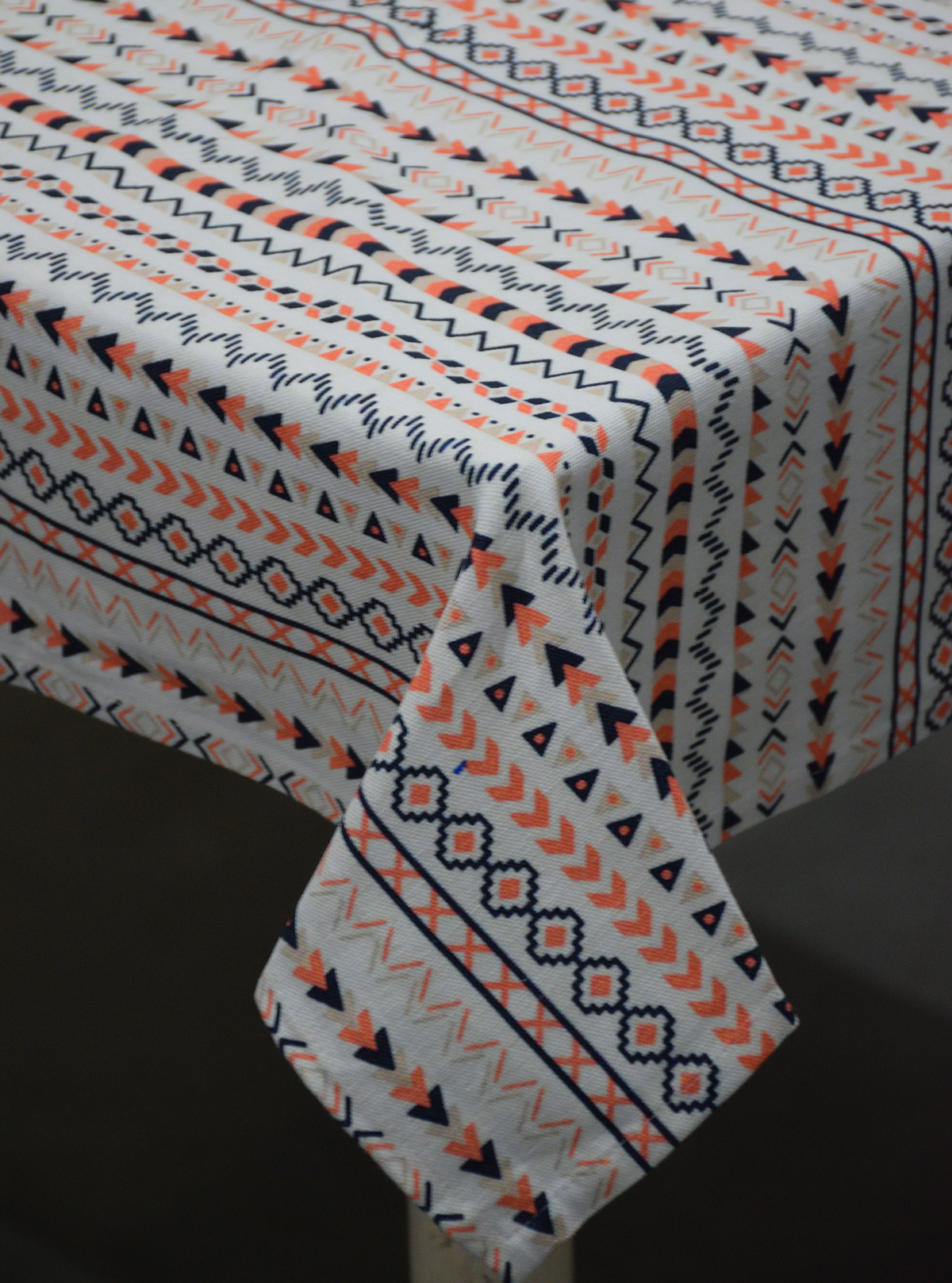 ARROW PATTERN TABLE CLOTH