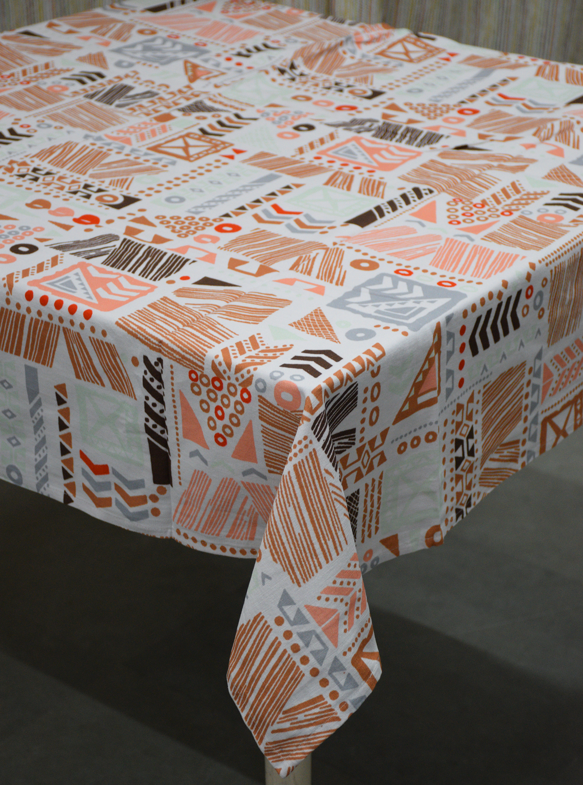 URBAN ETHNIC TABLE CLOTH