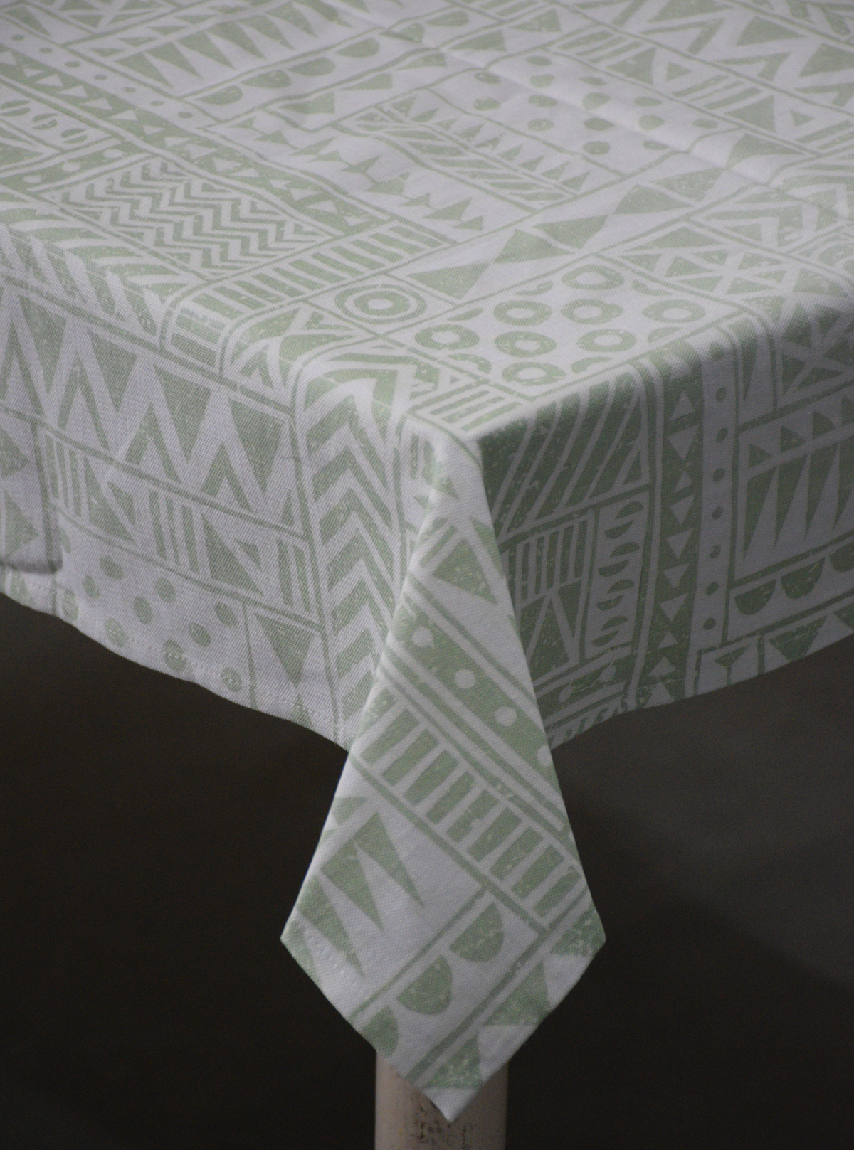 MINT TRIBAL TABLE CLOTH
