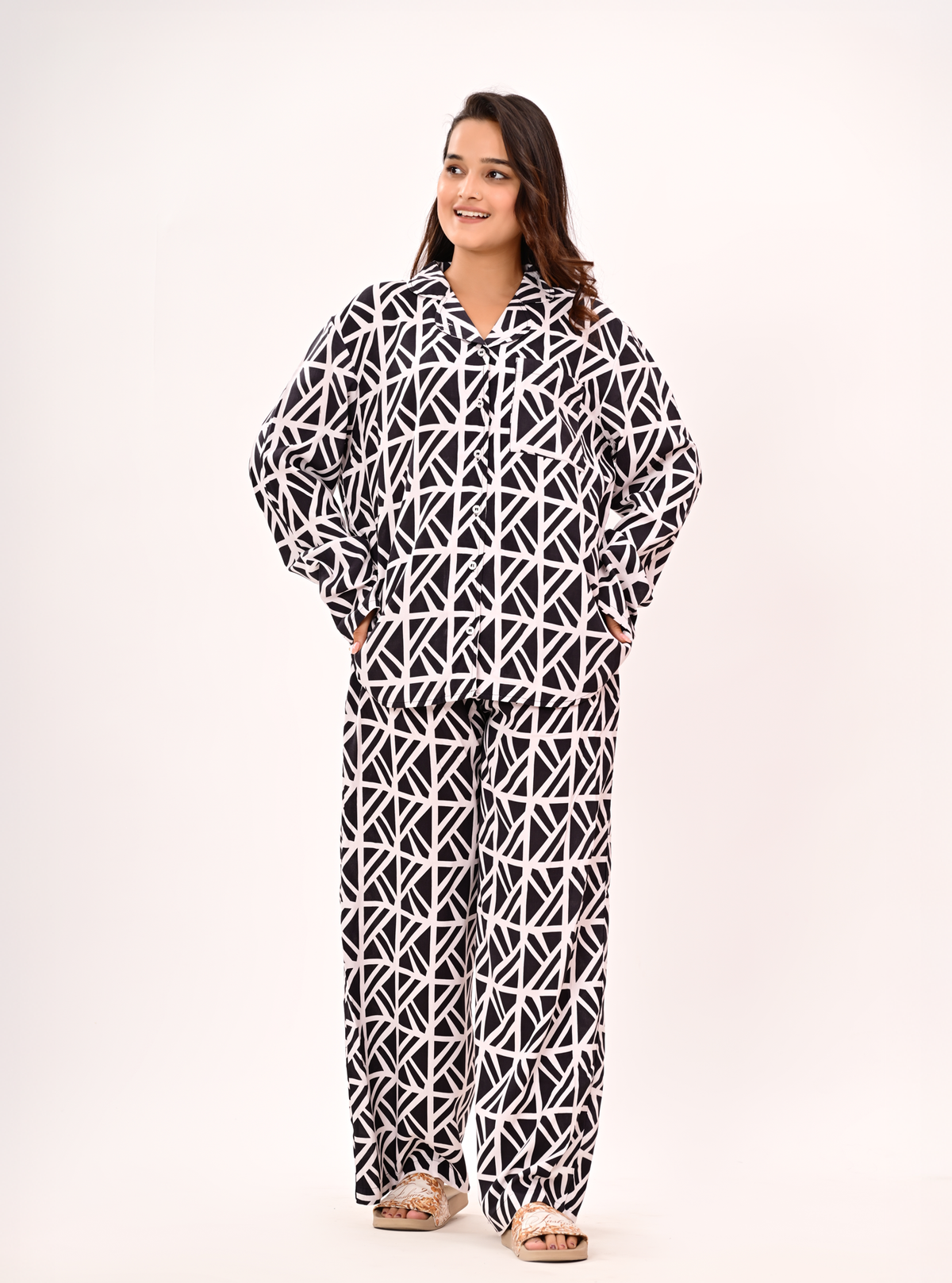 GEO LINE LOUNGE SET
