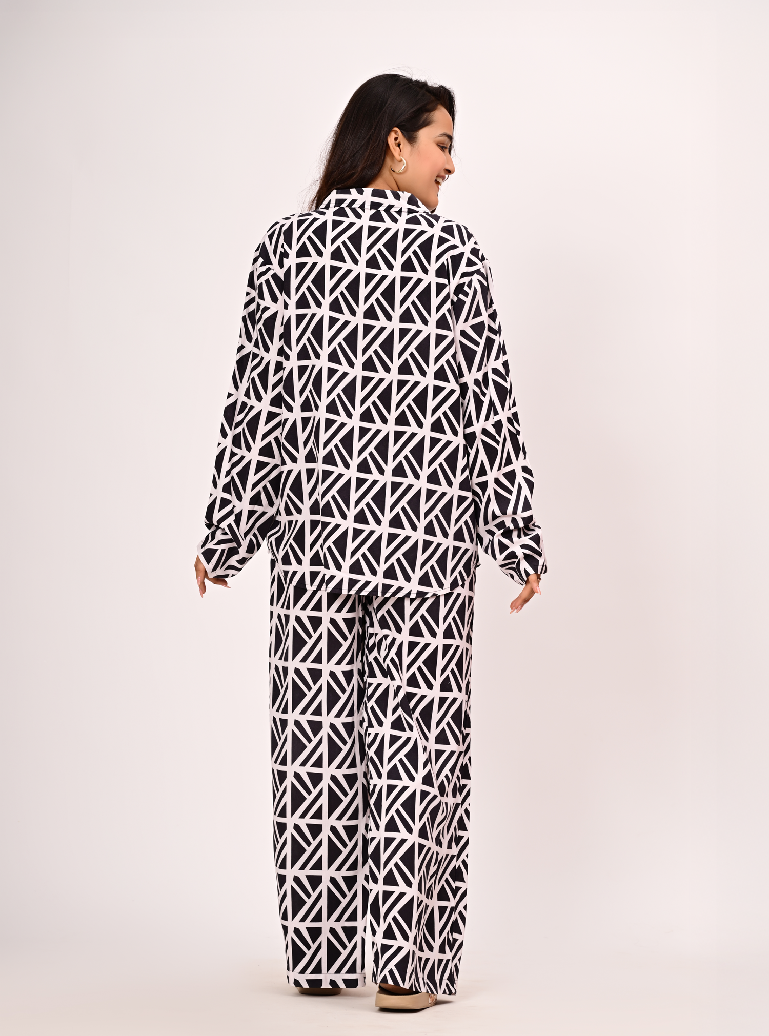 GEO LINE LOUNGE SET