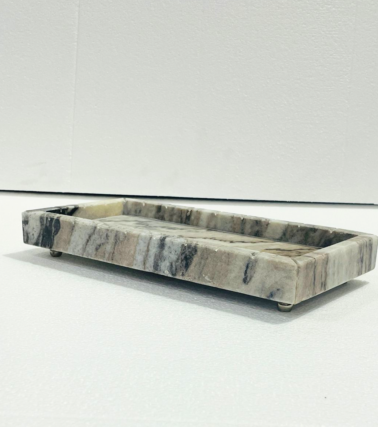 Noir Vein Tray