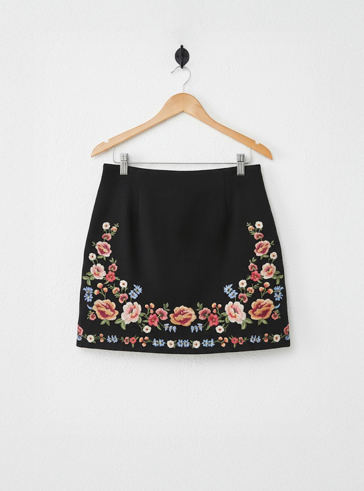 FLORAL NOIR SKIRT