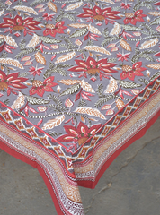 RUSTIC FLORAL HARMONY